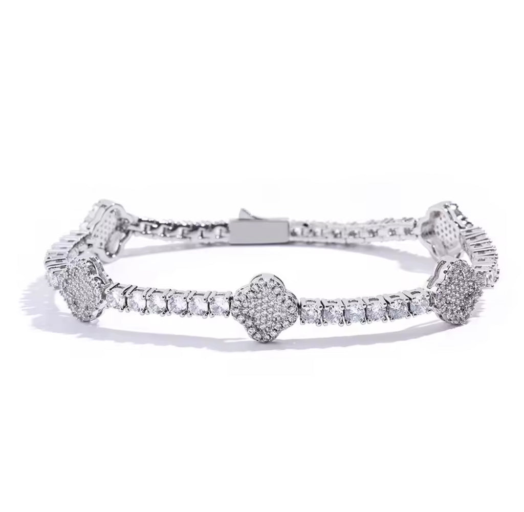 Shamrock  Tennis  Bracelet