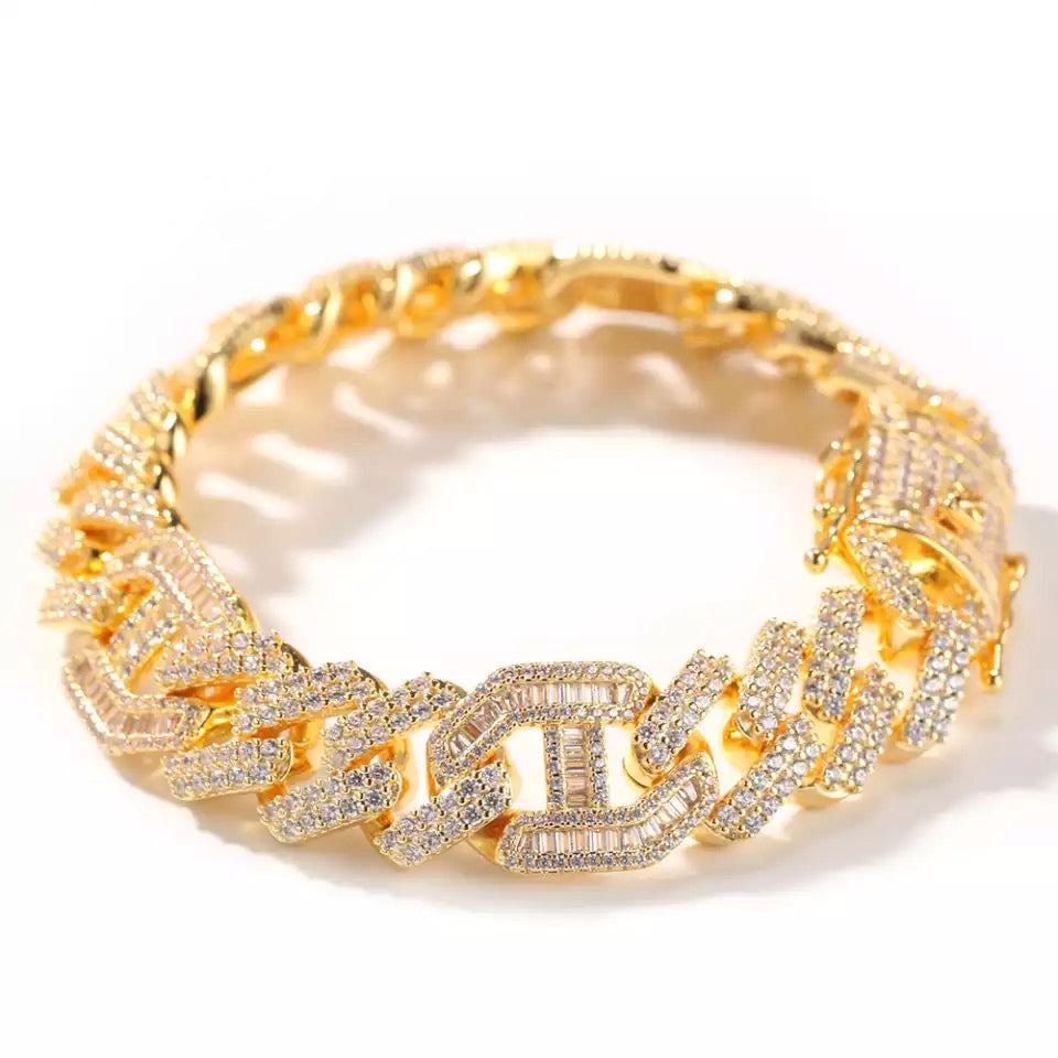 Gucci Baguette Bracelet